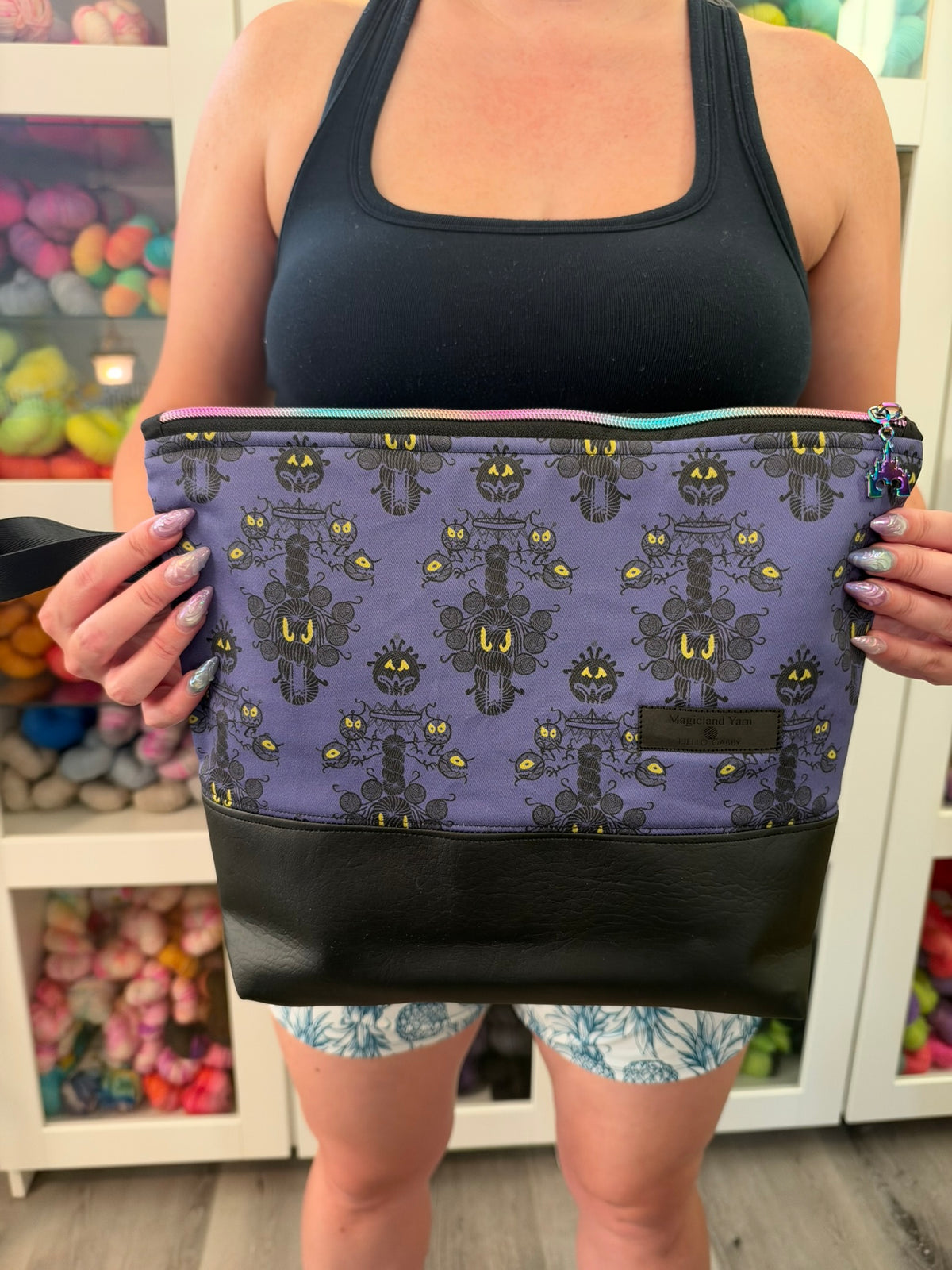 Medium Zip-top Bag (Spooky Skeins)