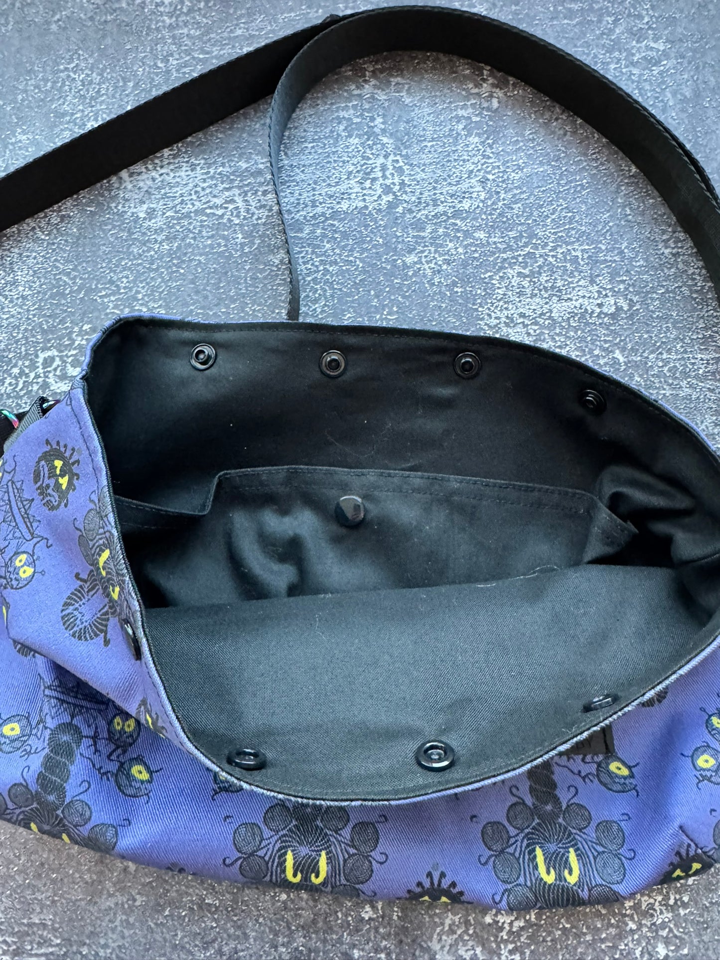 Magic Queue Bag (Spooky Skeins)