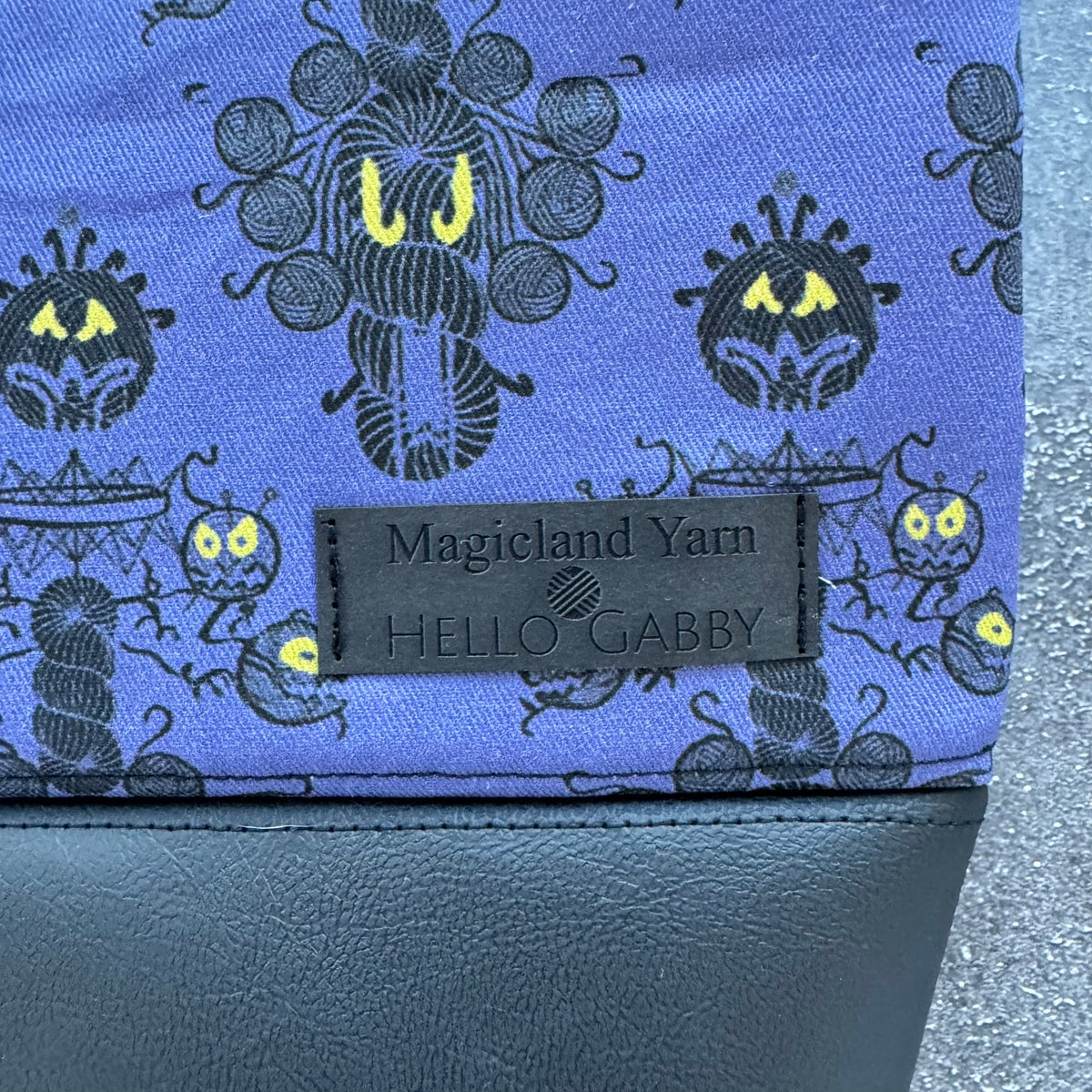 Small Zip-top Bag (Spooky Skeins)