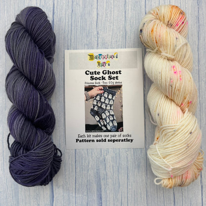 Cute Ghost Sock Kit
