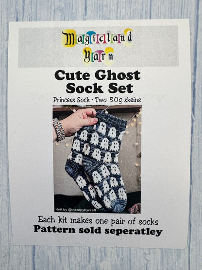 Cute Ghost Sock Kit