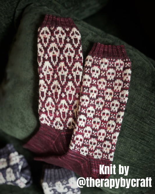 “Queen of Ghosts” Sock Set